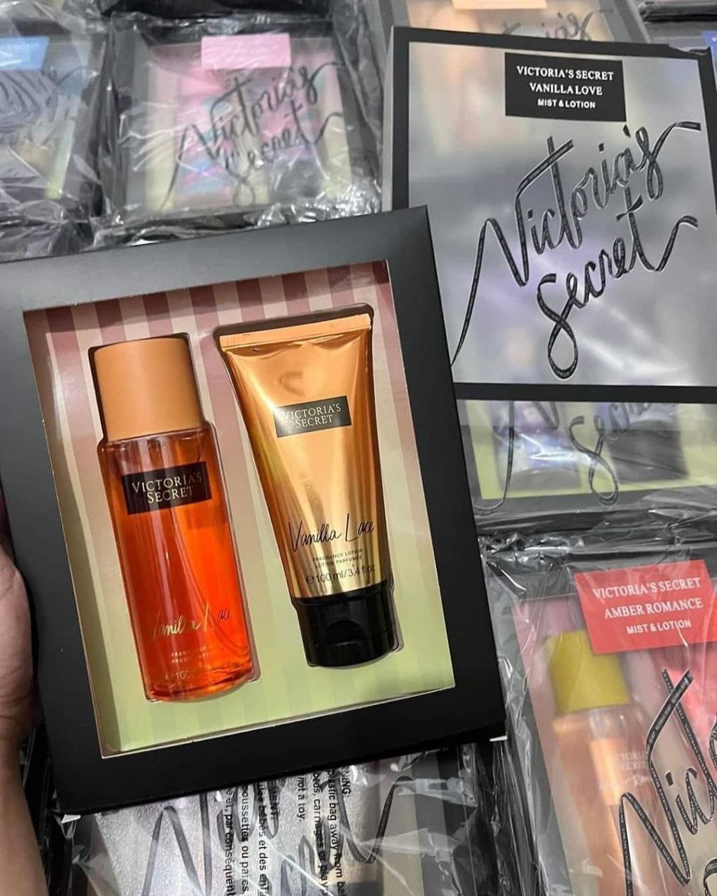 Liquidation Cosmetics Pallets - Image 7