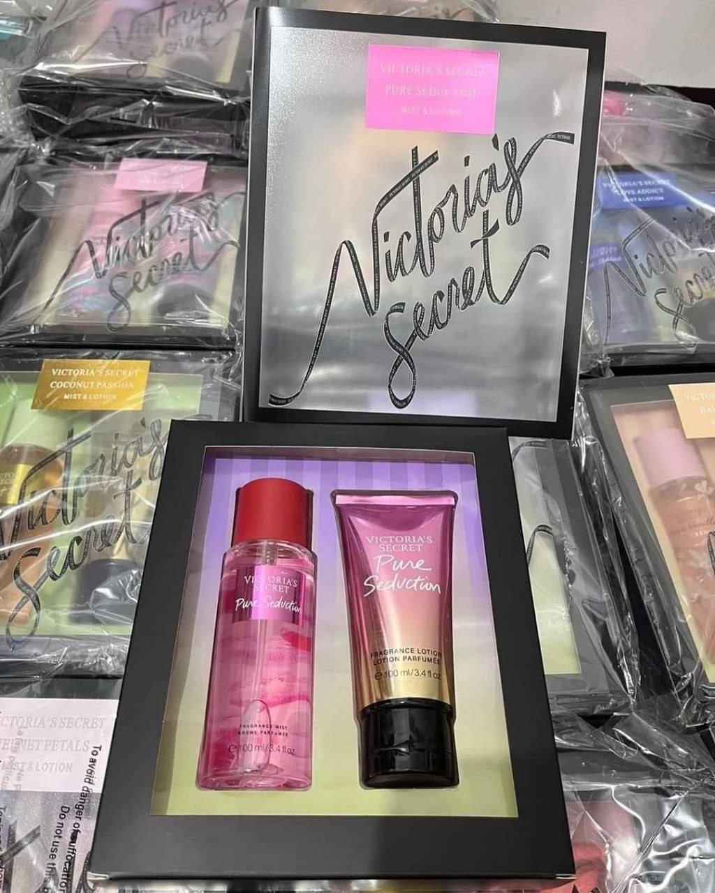 Liquidation Cosmetics Pallets - Image 5