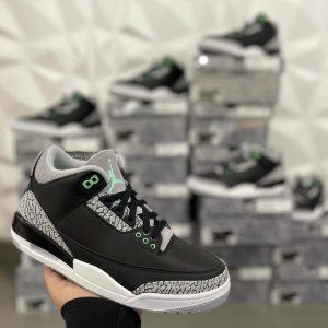 Wholesale Jordan Shoes liquidation Pallets