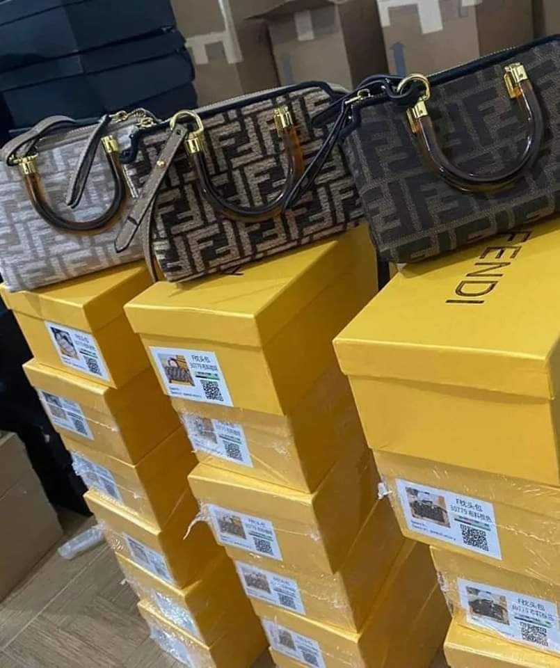 Buy Wholesale Handbags Liquidation Pallets